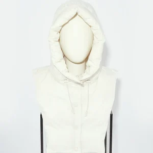 Padded hood bib in water-repellent technical fabric