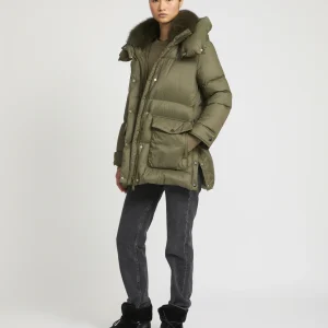3/4 down jacket in water-repellent technical fabric with fox fur collar trim