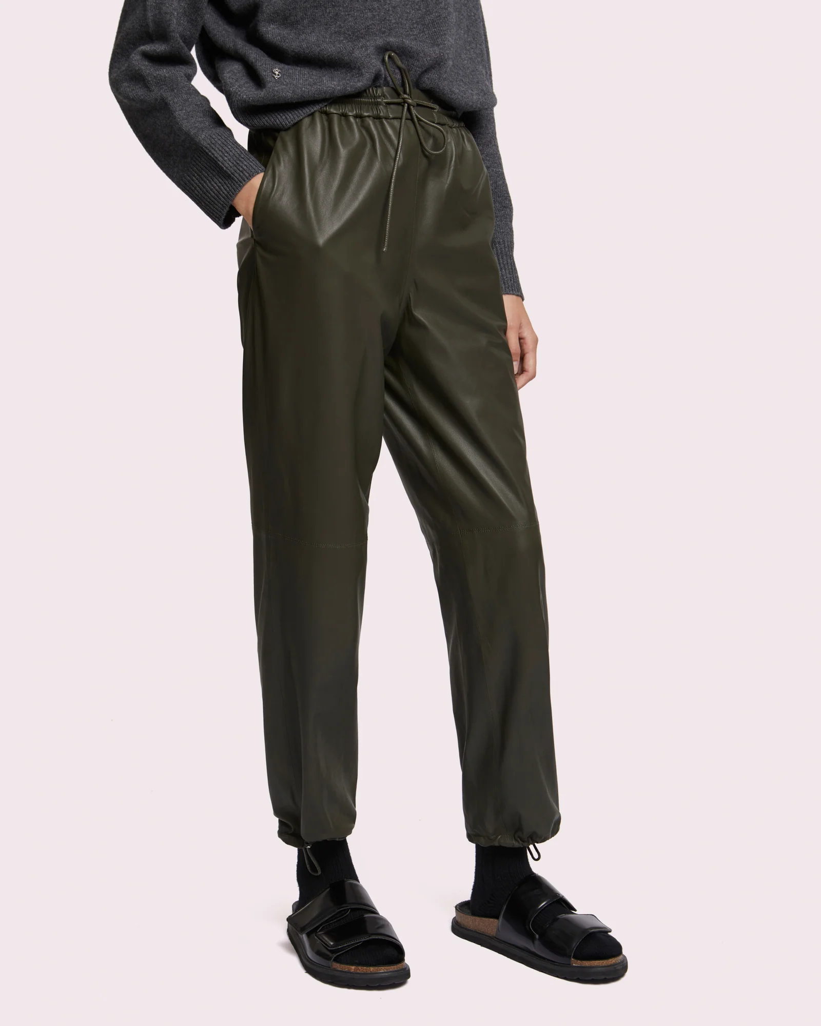 Leather joggers - khaki – Image 4