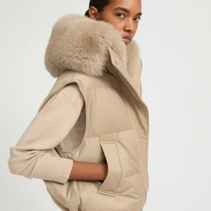 Flannel gilet with fox fur collar