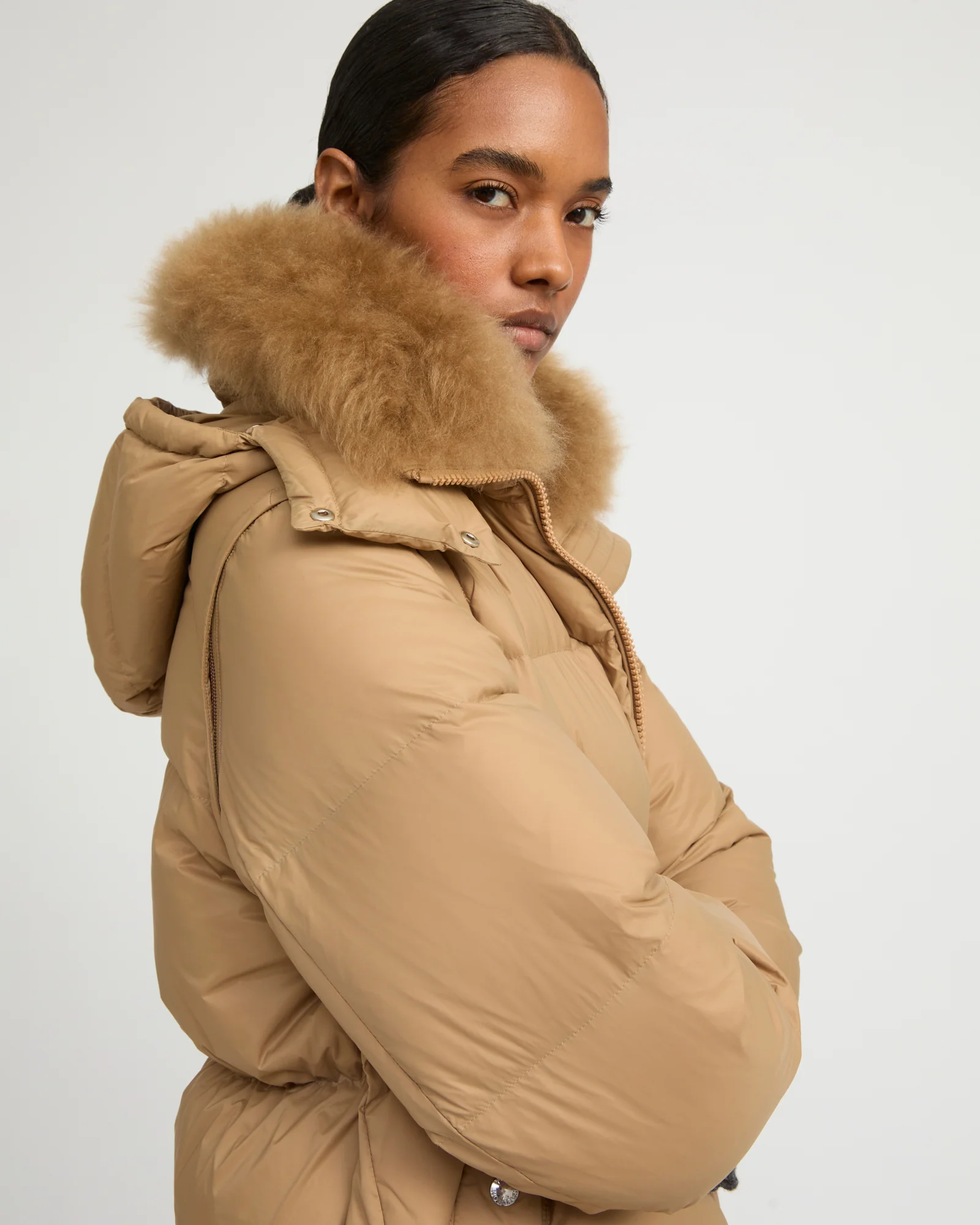 7/8 Long down jacket in water-repellent technical fabric with collar trim in fluffy lambswool – Image 3