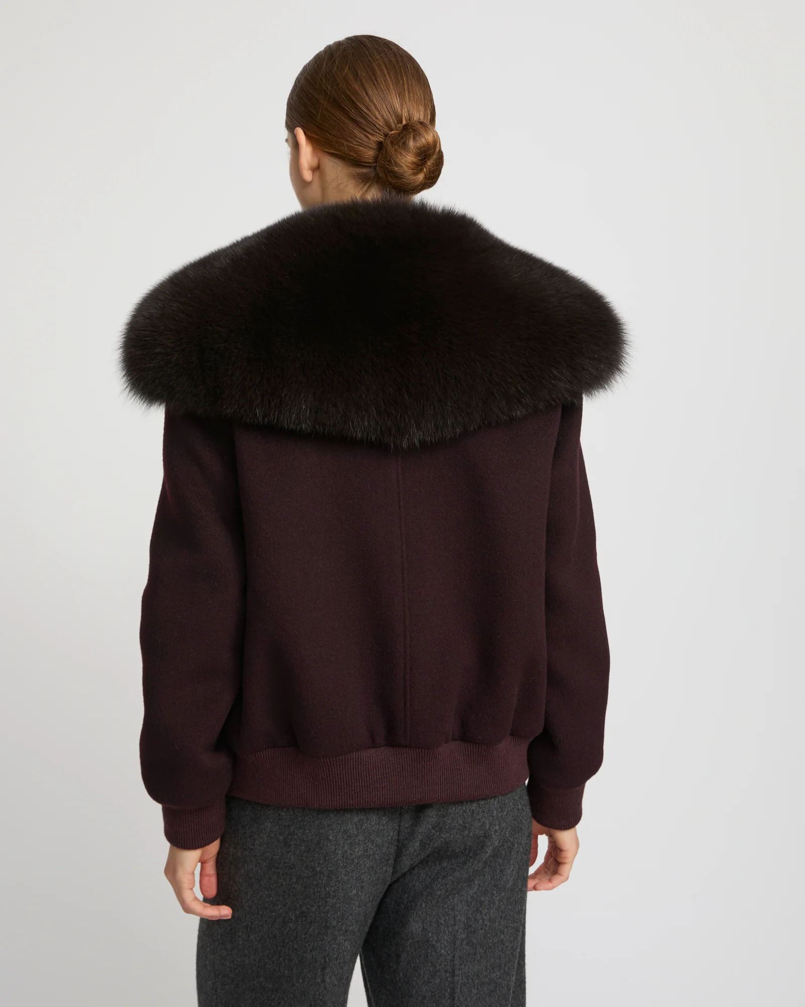 Cropped jacket in cashmere wool with fox fur collar – Image 6