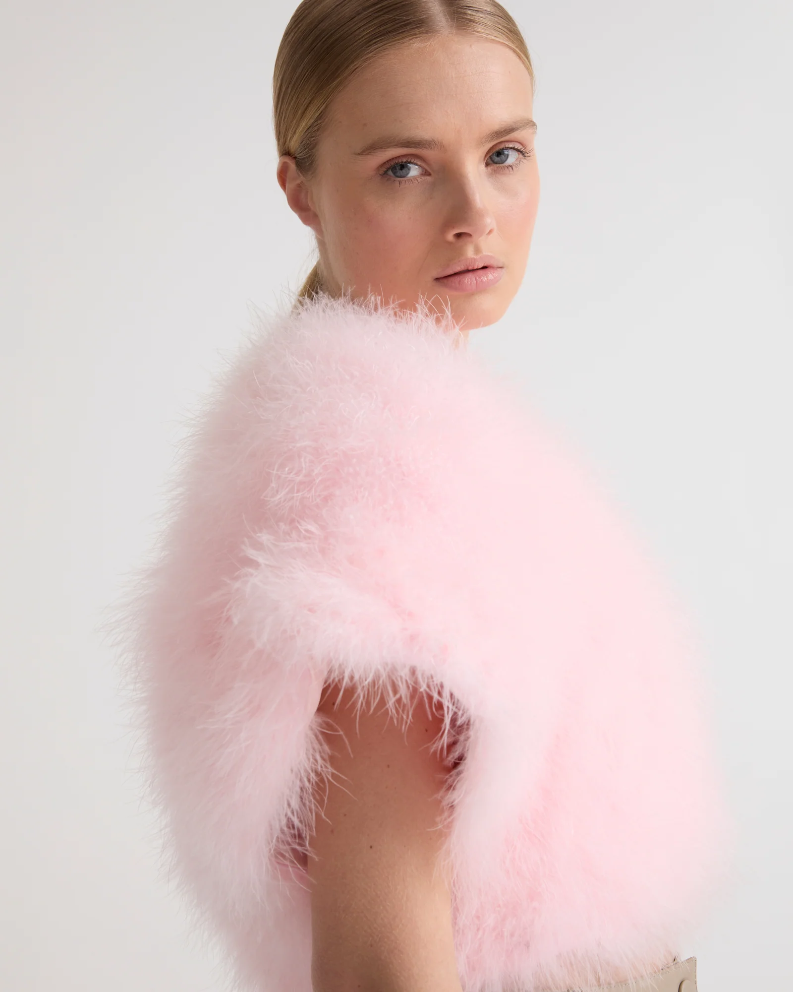 Cropped feather bolero – Image 3