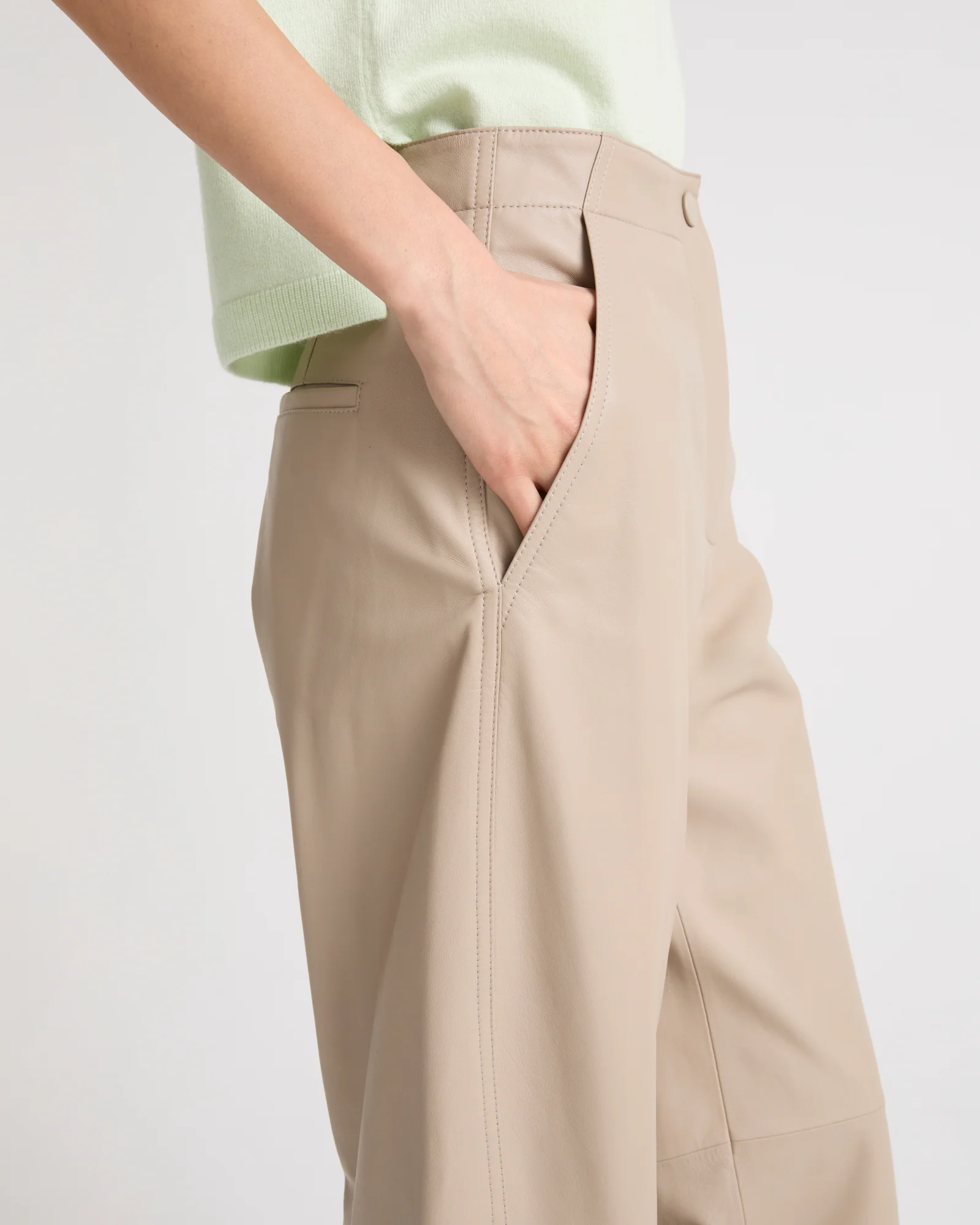 Lamb leather trousers – Image 3