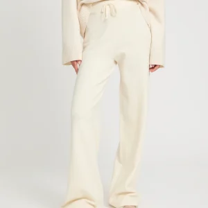 Merino knit wide leg trousers