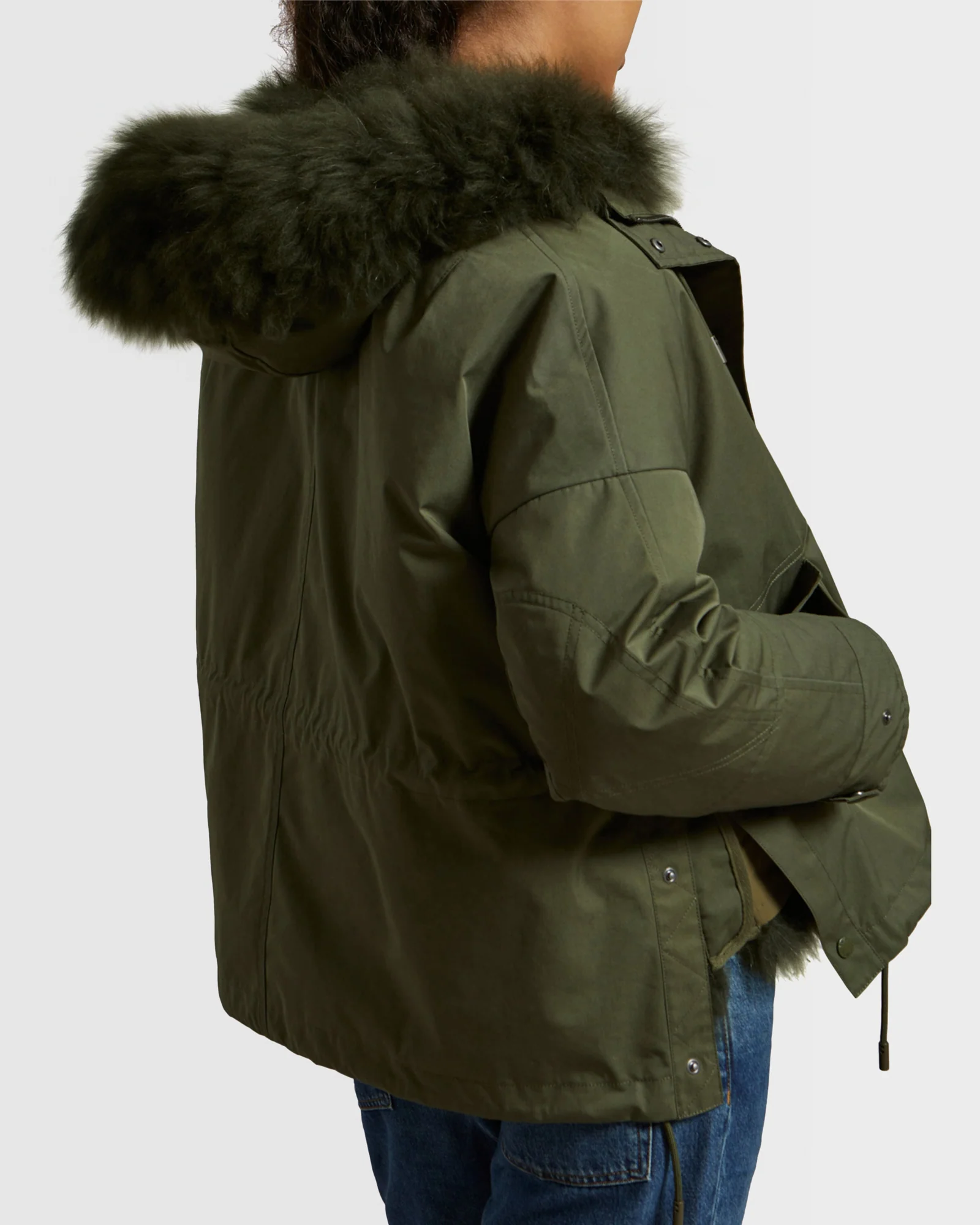 Cropped reversible parka in weather-resistant technical fabric and fluffy lambswool – Image 5