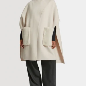 Cashmere wool cape with mink fur