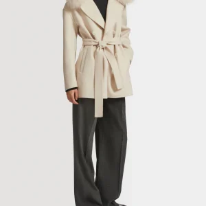 Cashmere wool peacot with fox fur collar