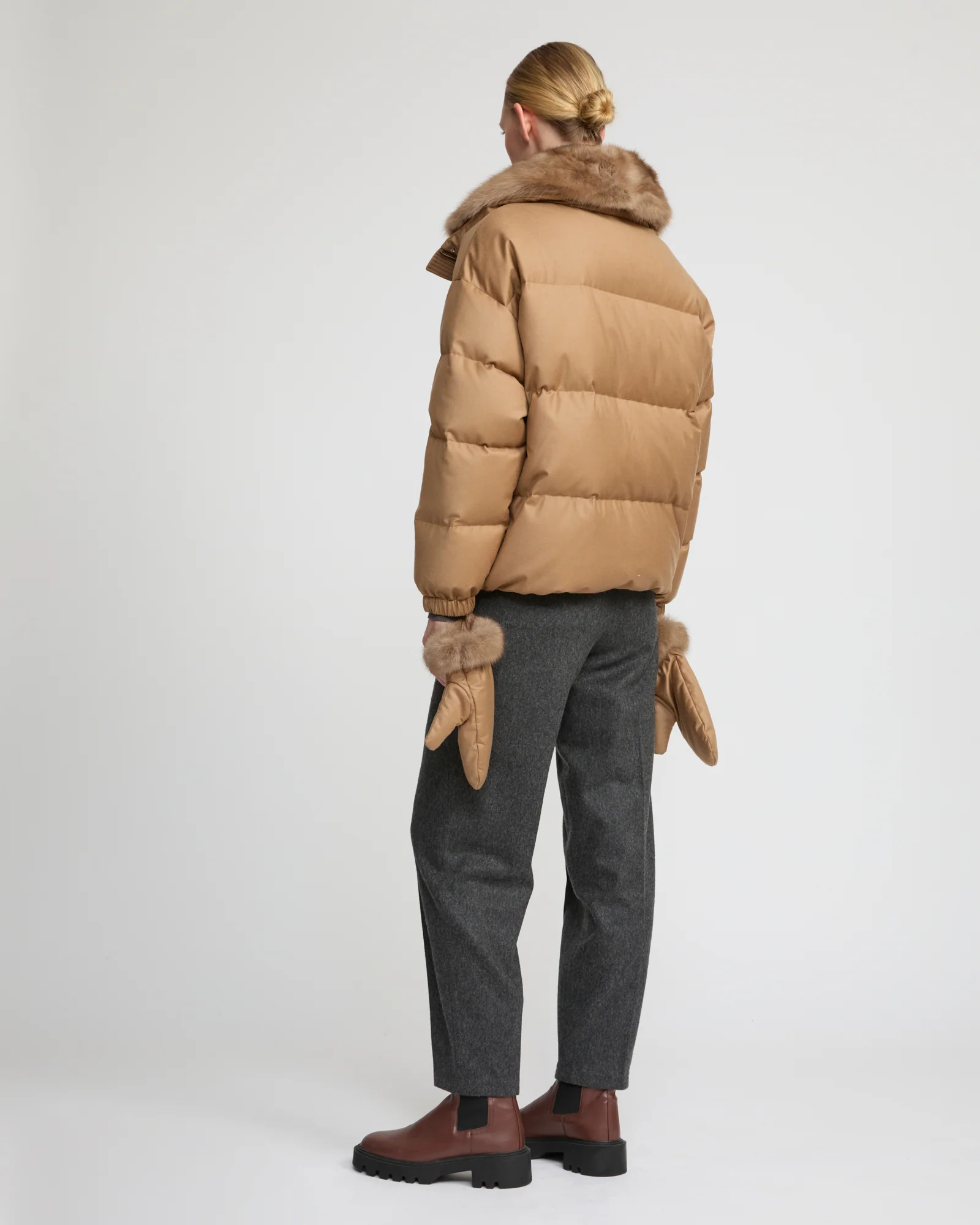 Short down jacket made with Loro Piana flannel and sable fur – Image 5