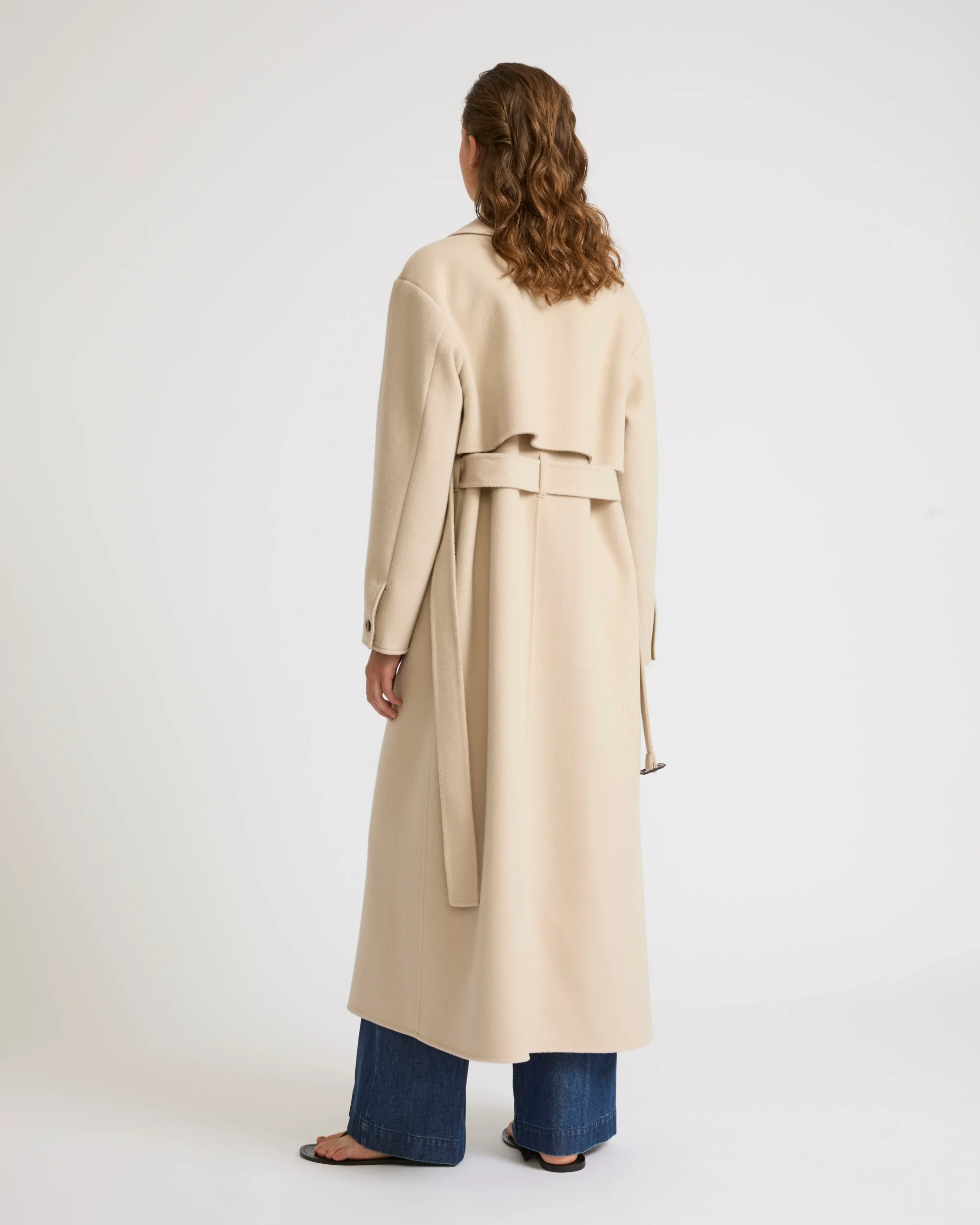 Double-sided wool-blend trench coat – Image 6