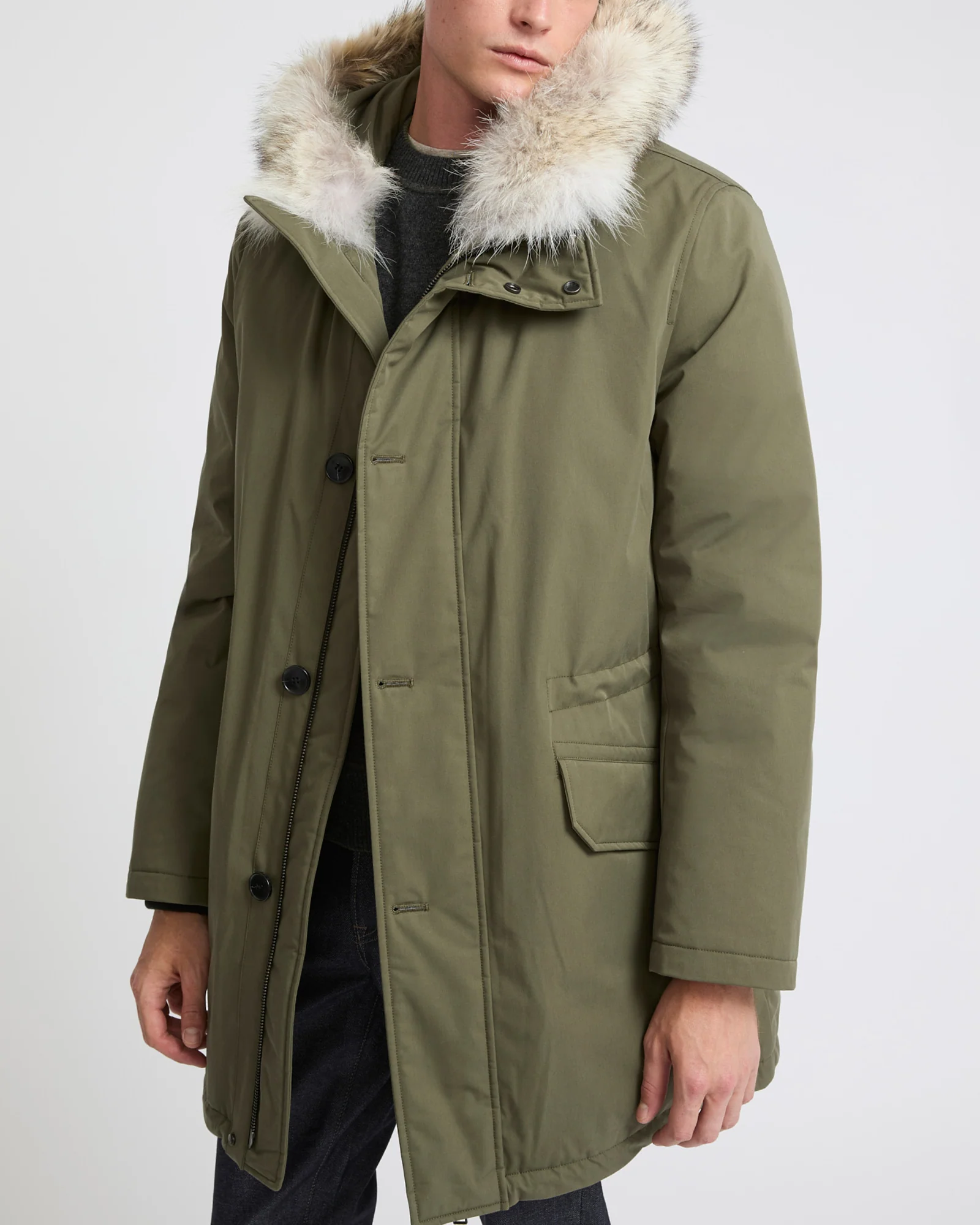 Cotton-blend iconic parka with coyote fur trim – Image 2