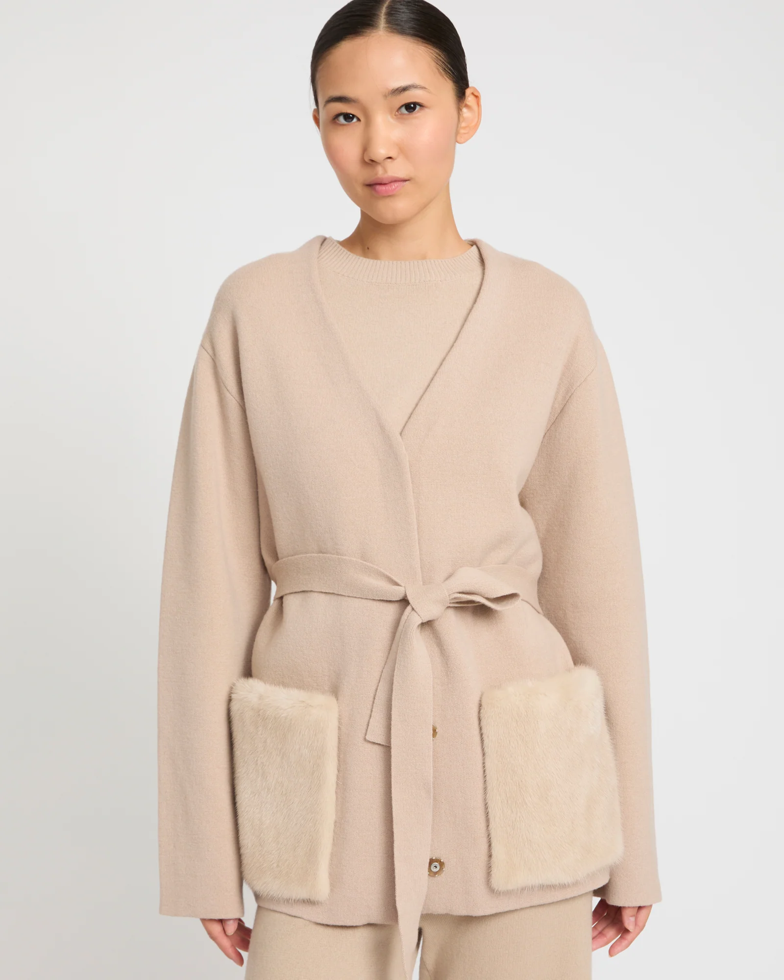 Belted knit and mink jacket – Image 3