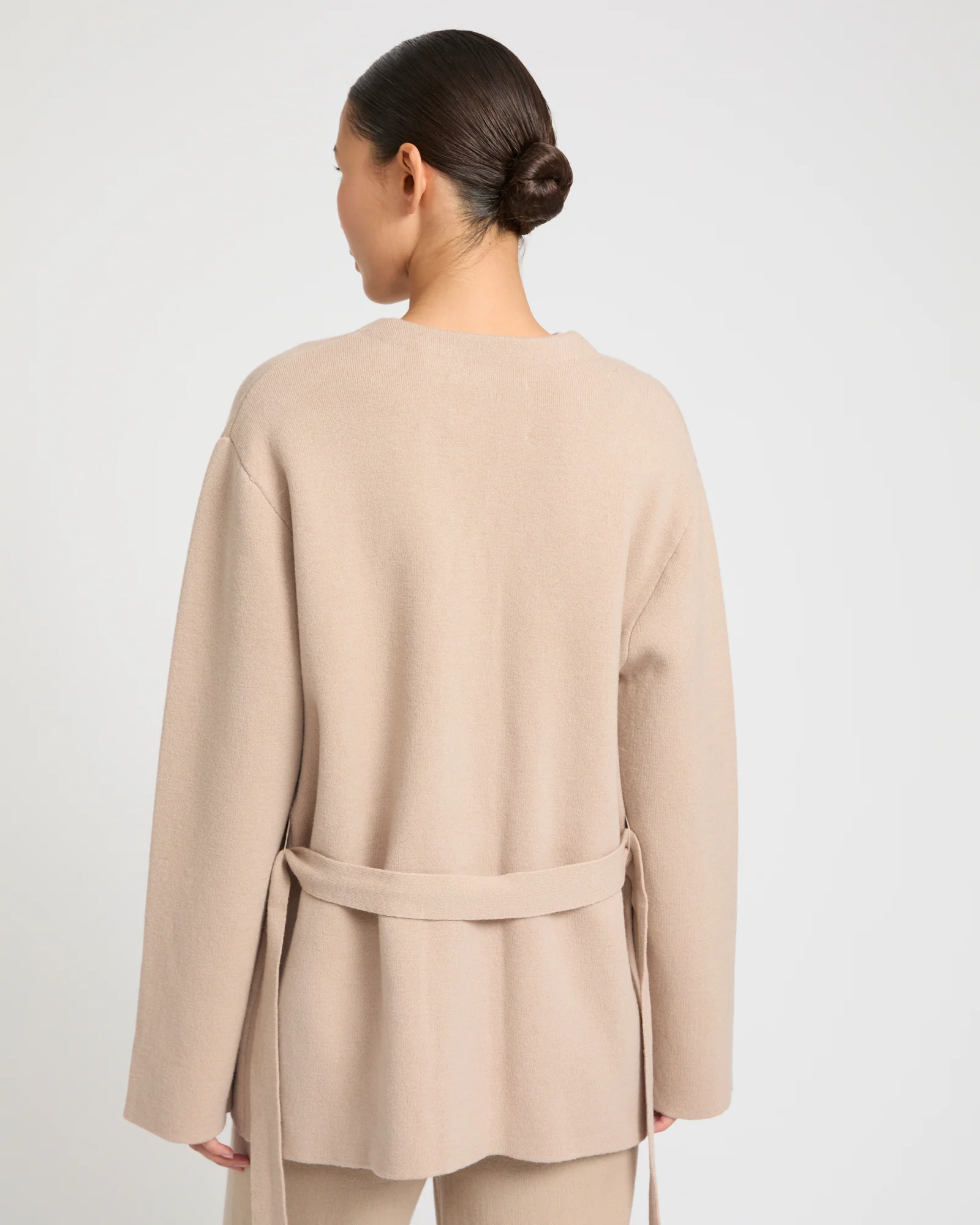 Belted knit and mink jacket – Image 4