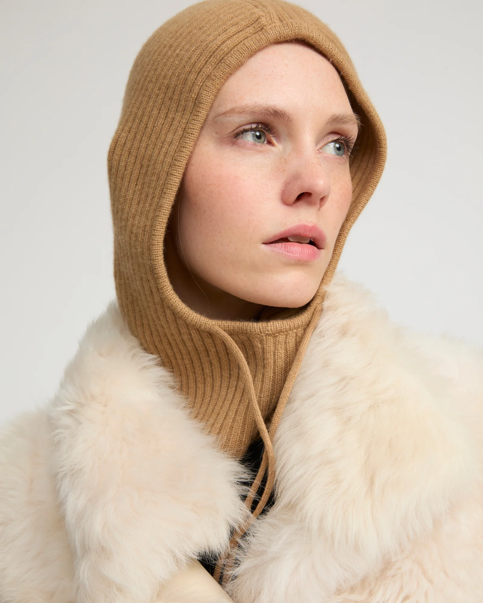 100% cashmere knit balaclava – Image 2