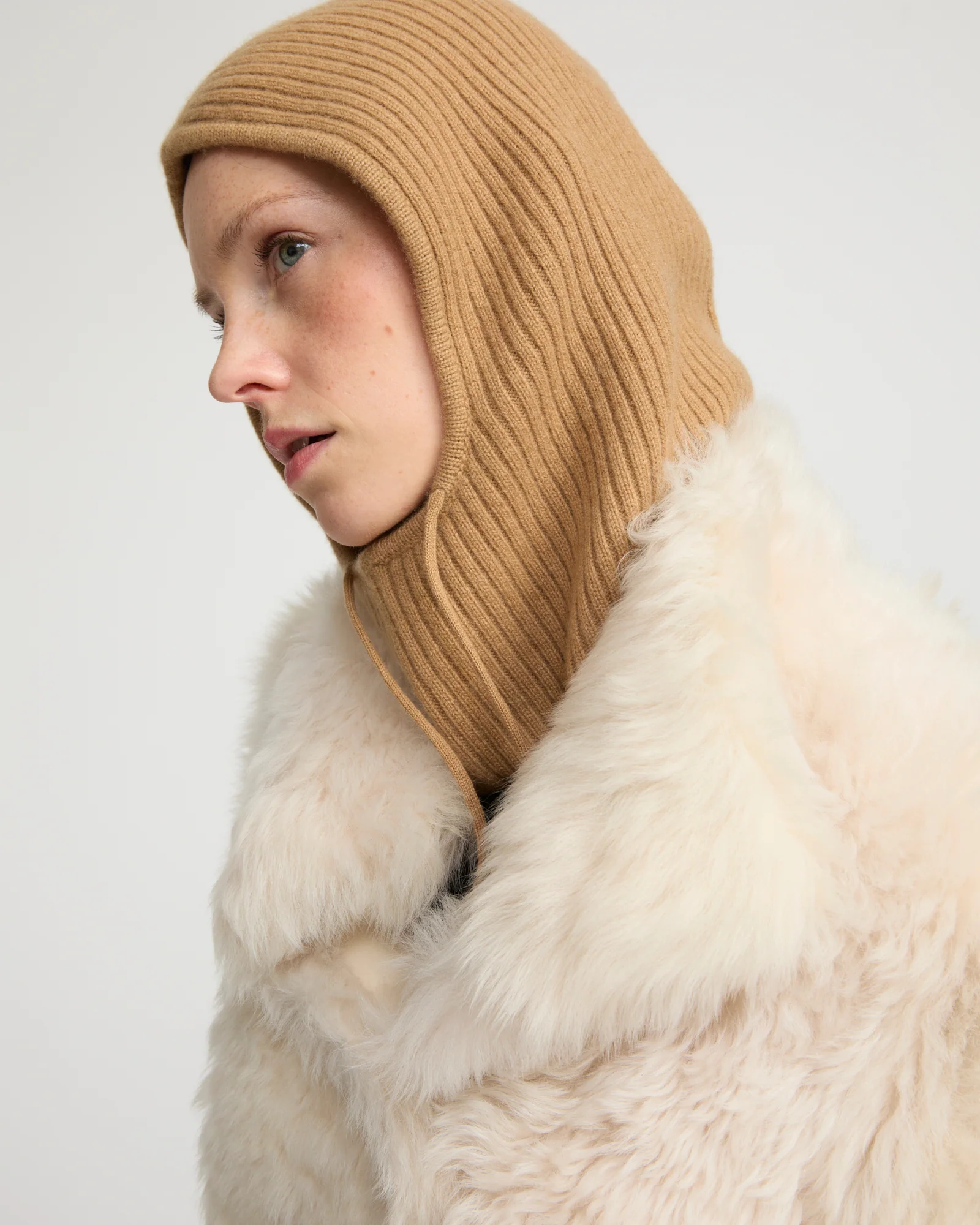 100% cashmere knit balaclava – Image 3