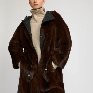 Reversible parka in technical fabric and mink fur