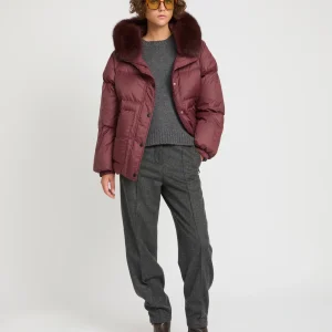 Short down jacket with raglan sleeves and fox fur trim