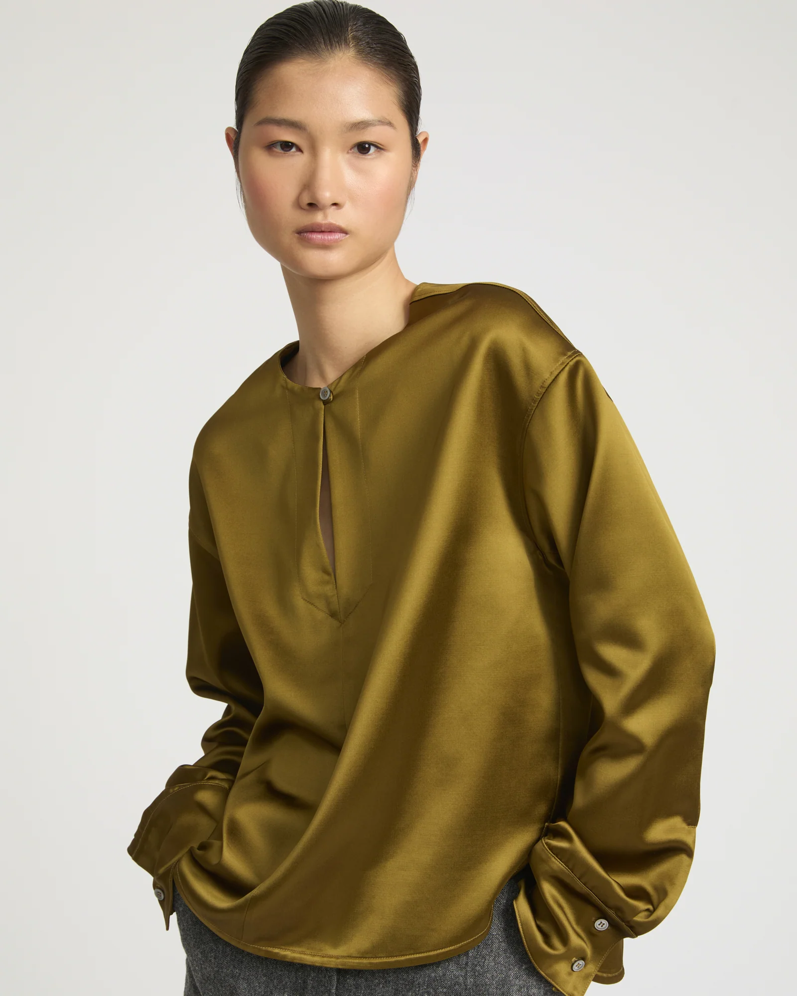 Heavy wool satin blouse – Image 2