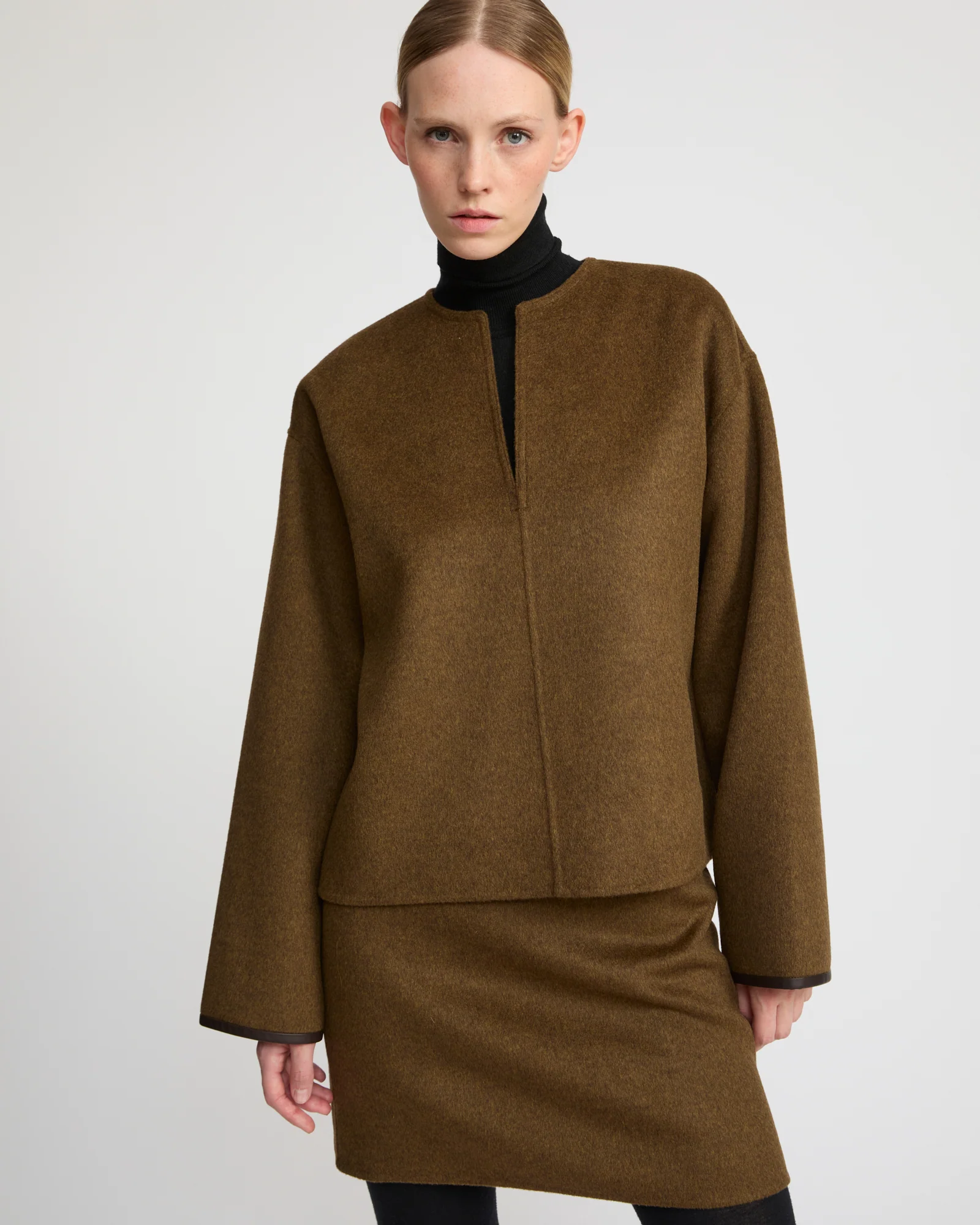 Double-sided cashmere-blend pea jacket – Image 2