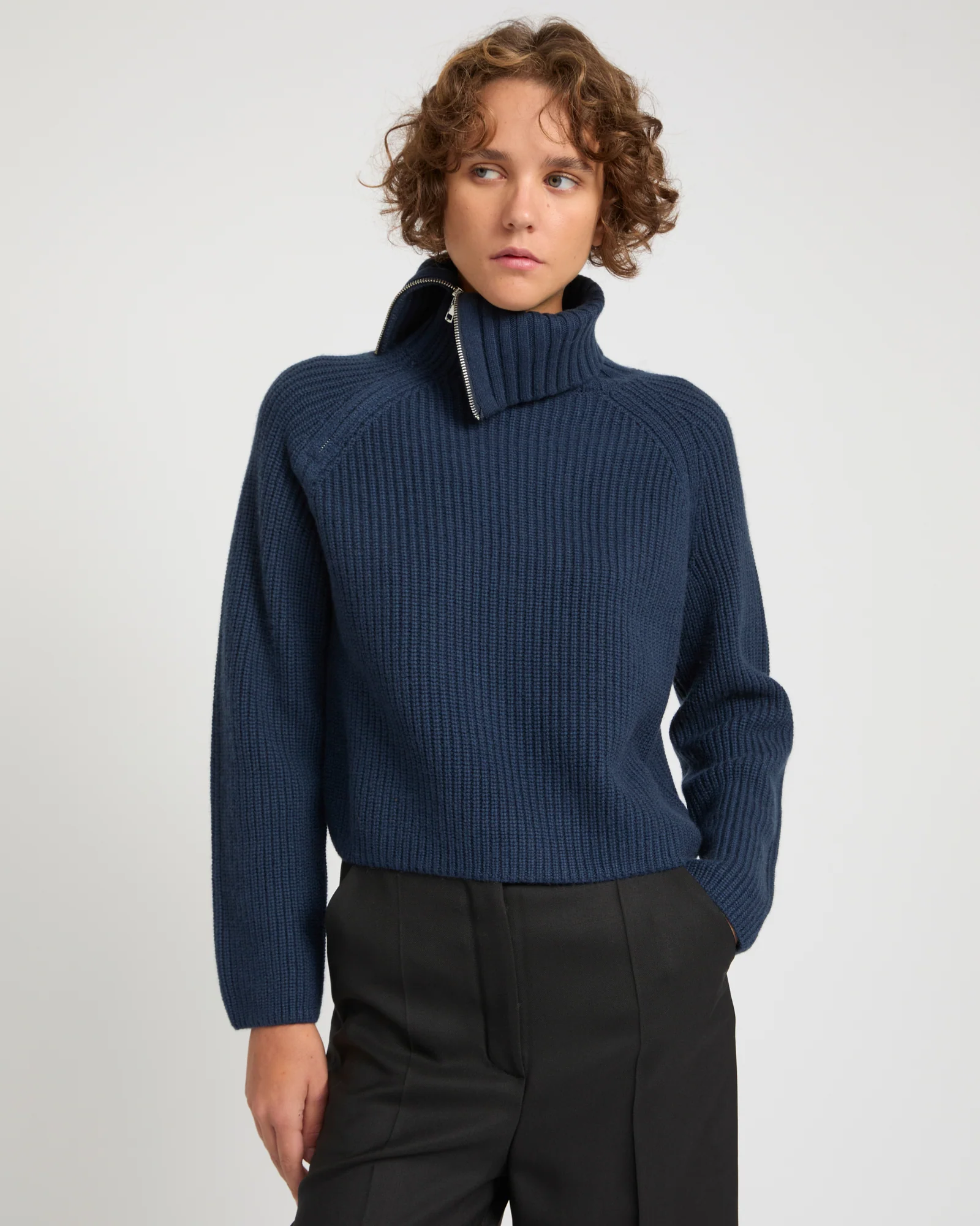 Cropped knitted jumper – Image 2