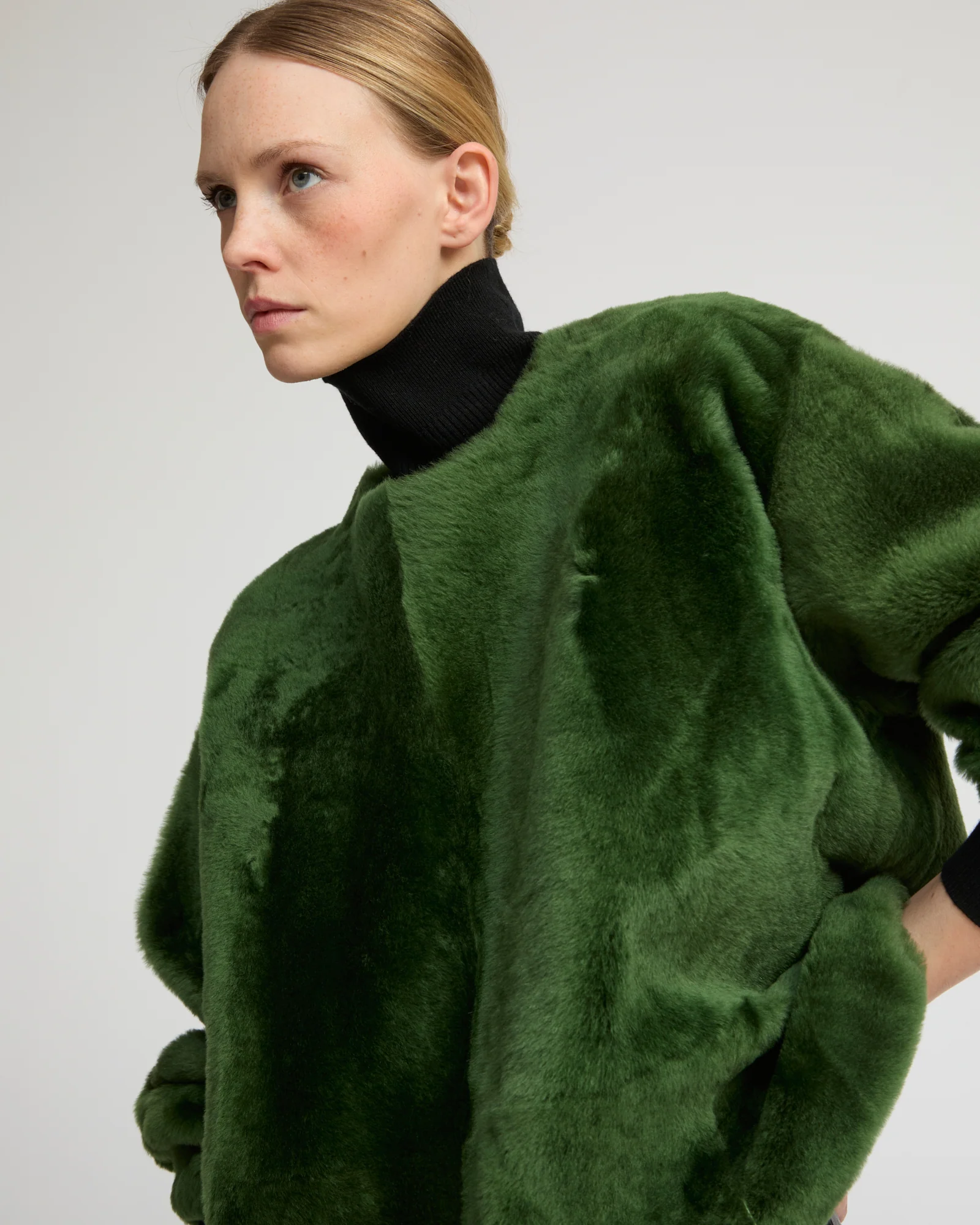 Lambskin shearling sweatshirt – Image 4