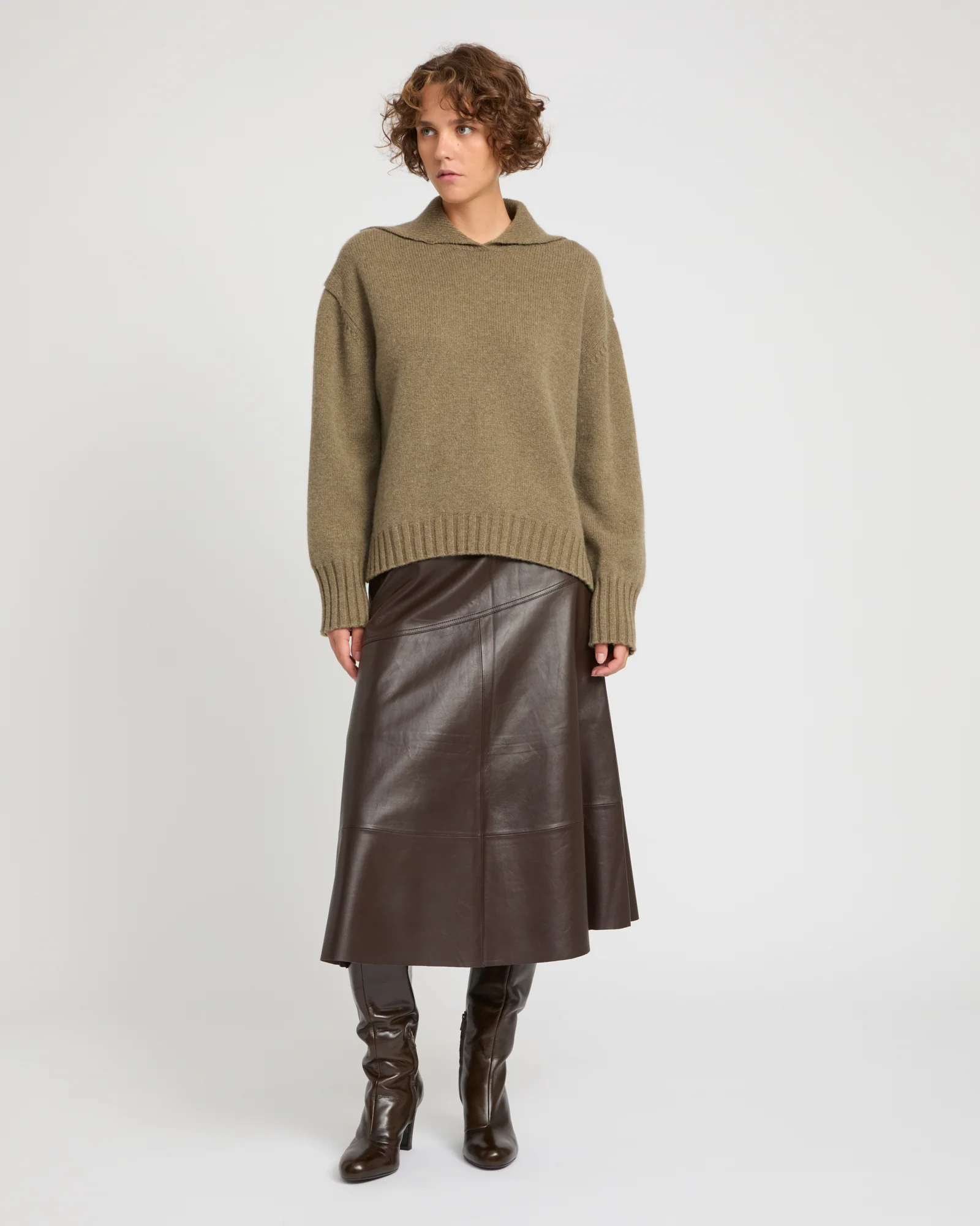 Flared lamb leather skirt