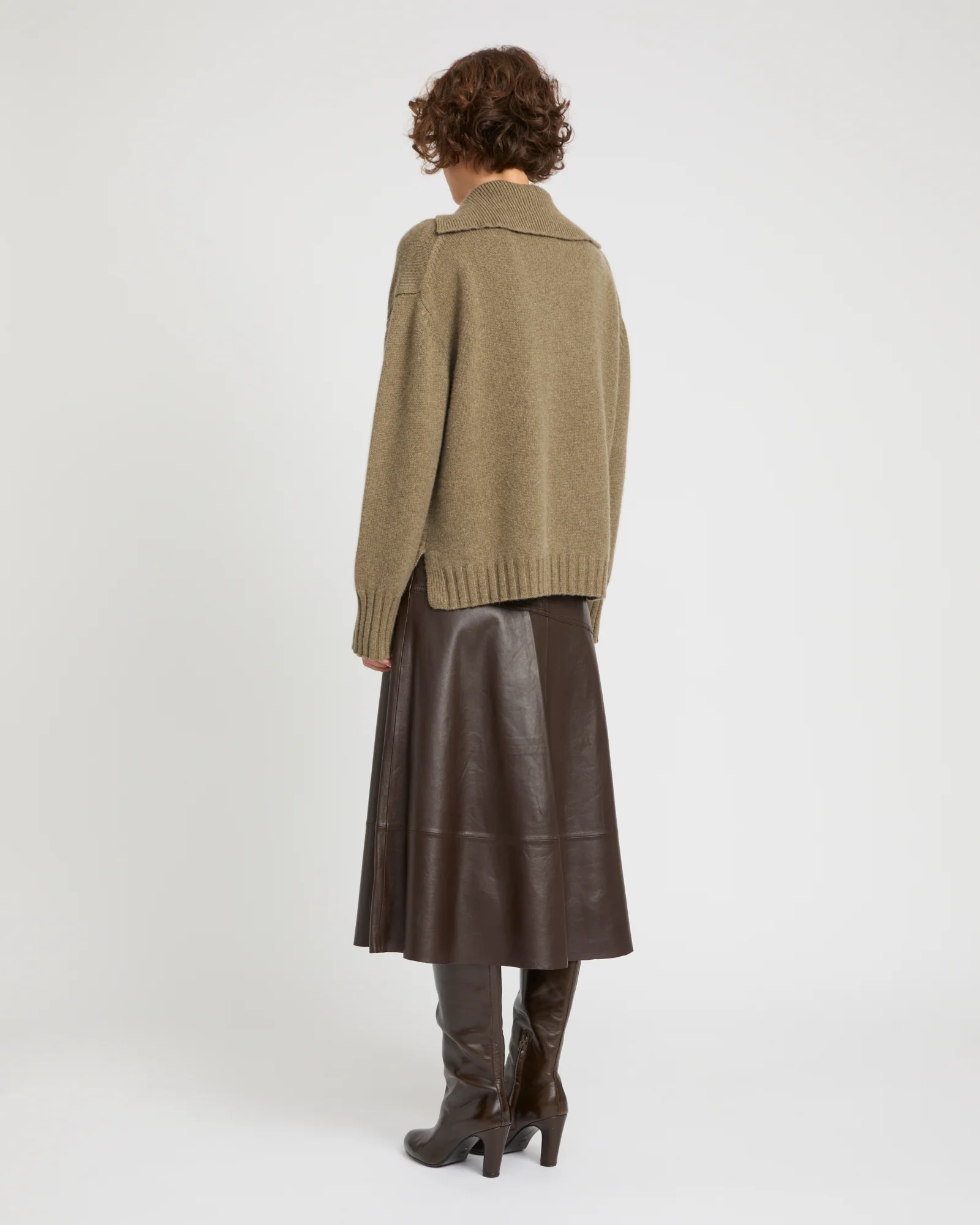 Flared lamb leather skirt – Image 4