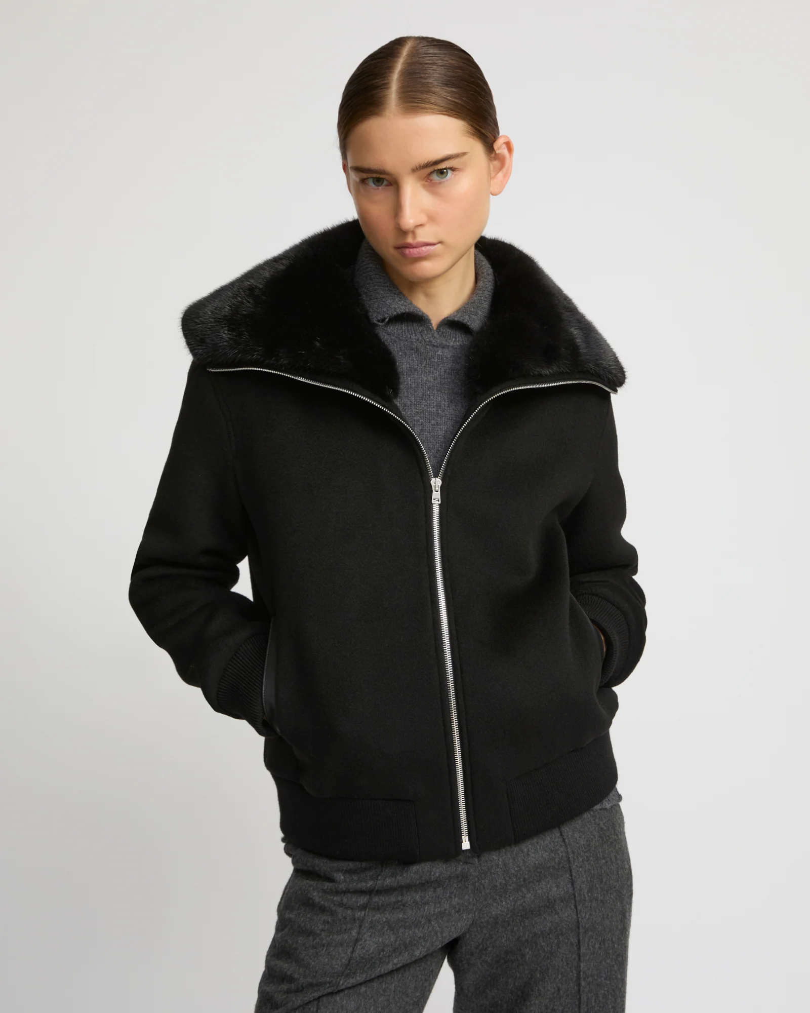 Cashmere-blend cropped blouson with removable mink fur collar – Image 5