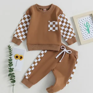 Tenue 2 pièces avec haut en latex et Pantalon