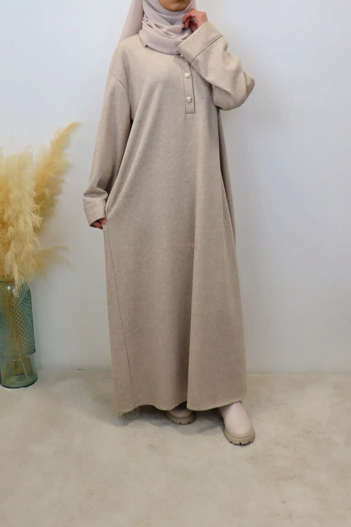 Abaya en Velours Lina Beige – Image 4