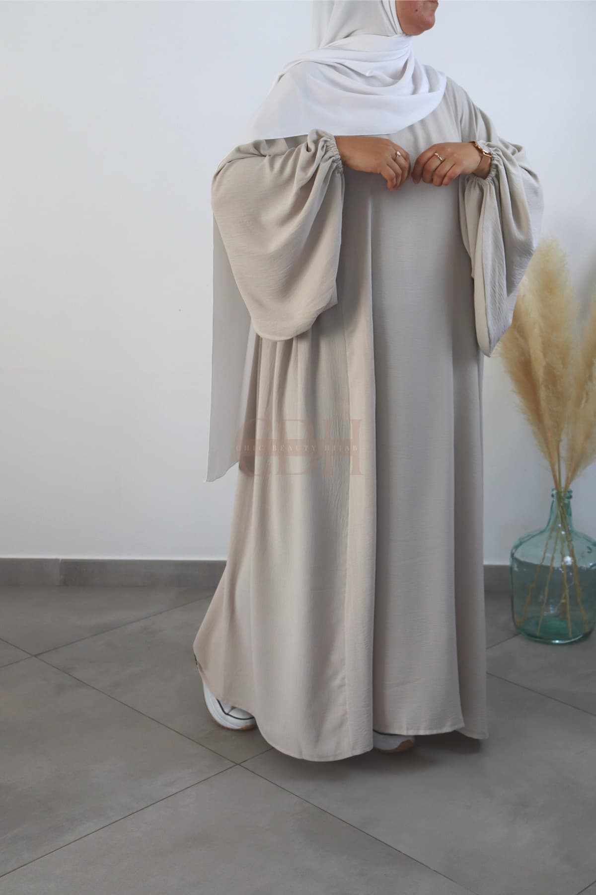 Abaya Jazz Manches Bouffantes Beige – Image 3