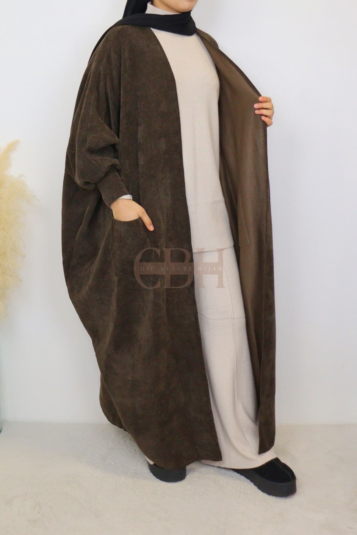 Cardigan papillon en velours Marron – Image 7