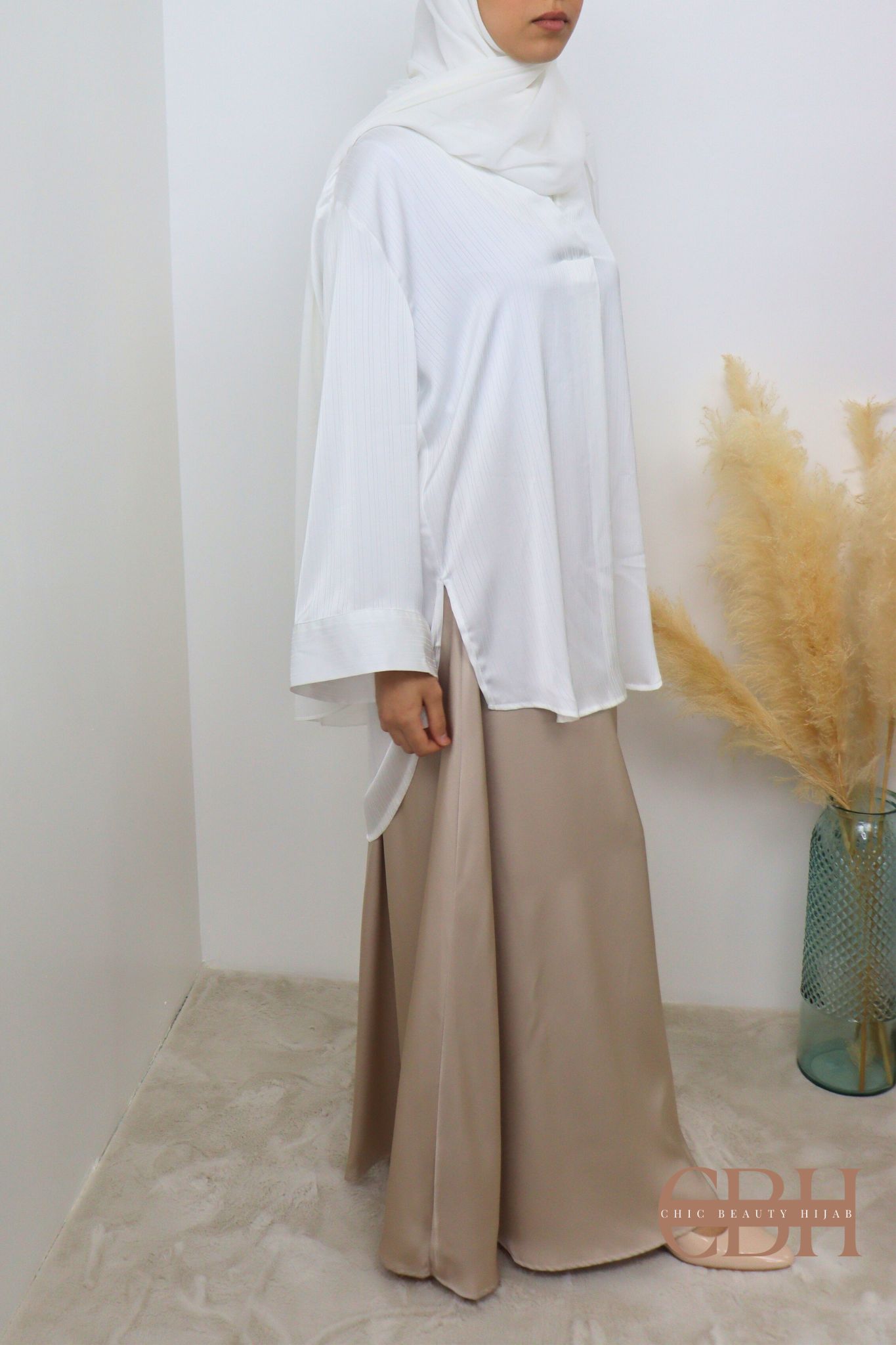 Chemise longue satin plissé – Image 3