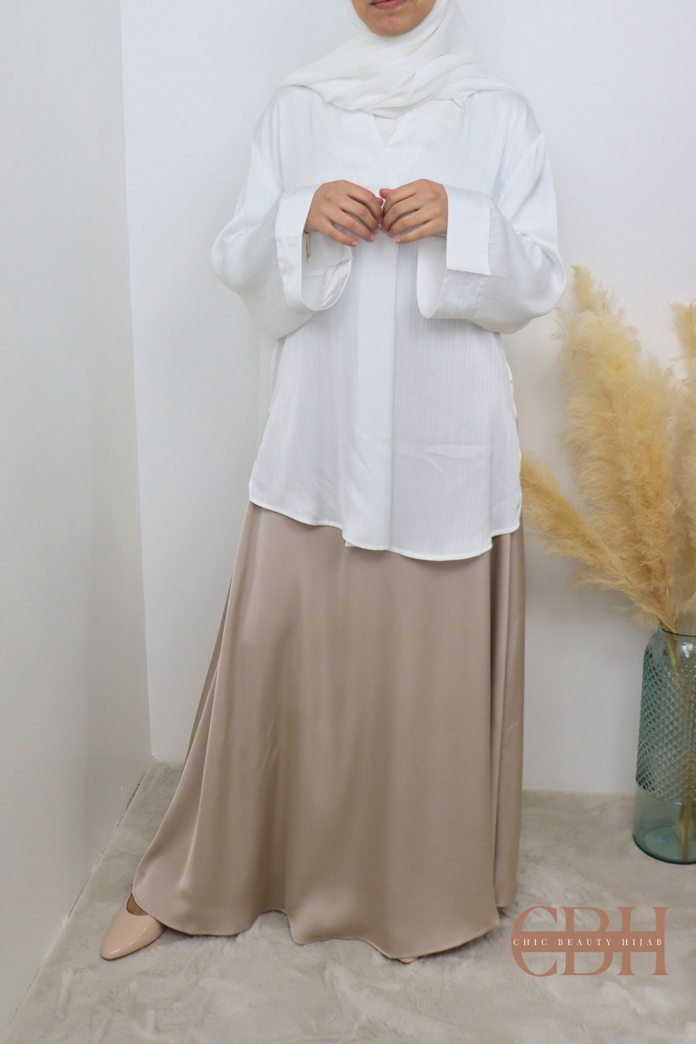 Chemise longue satin plissé – Image 2