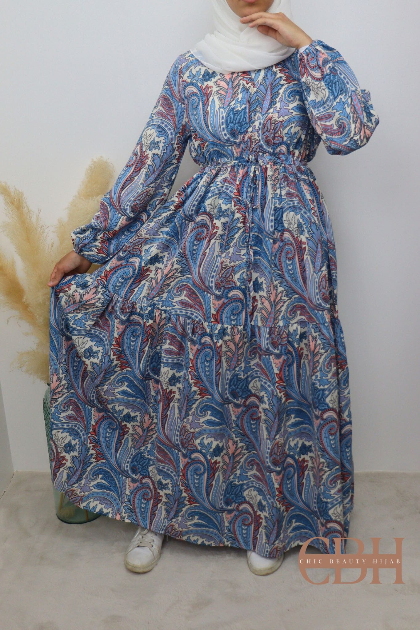 Robe longue imprimée fluide Azur – Image 4