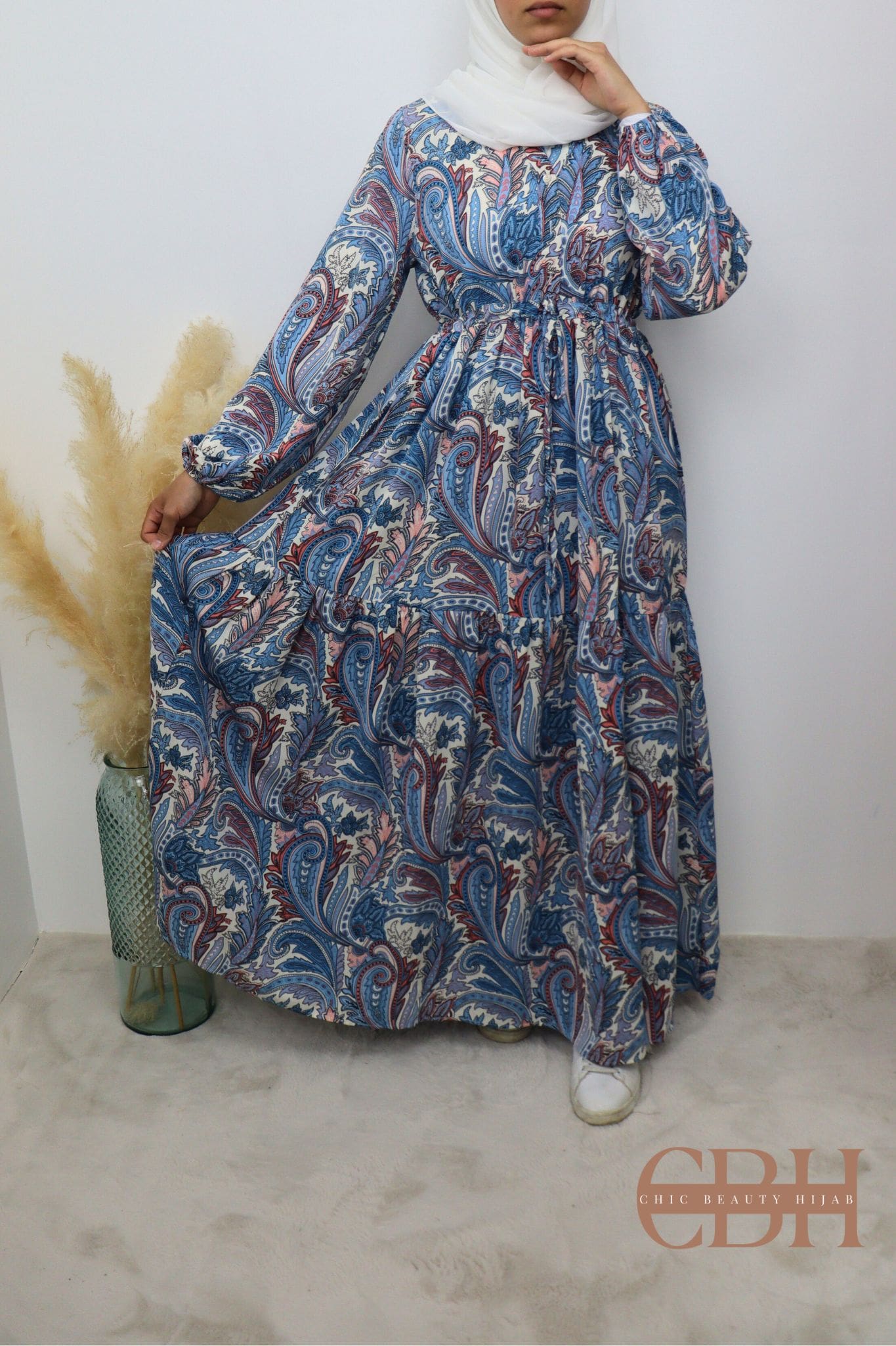 Robe longue imprimée fluide Azur – Image 2